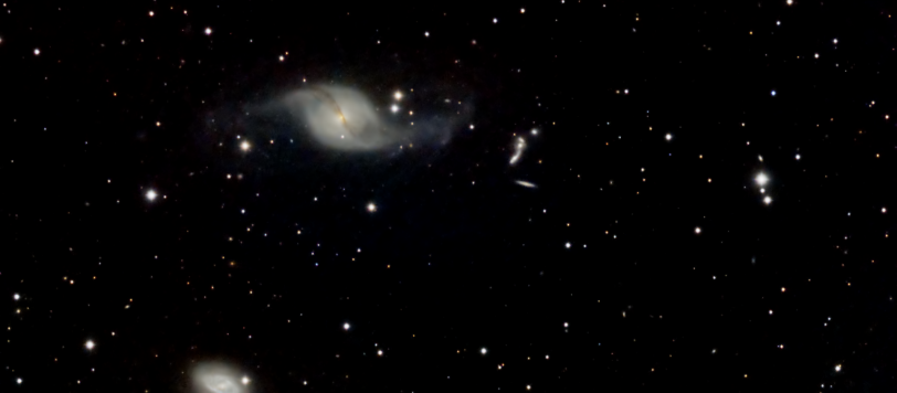 NGC 3718